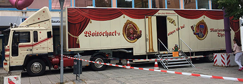 Rollendes Marionettentheater Woitschack im Festzelt